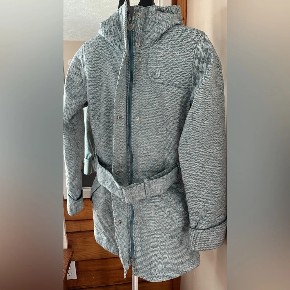 Beautifully Textured Roxy Winter Coat - Picture 13 of 14
